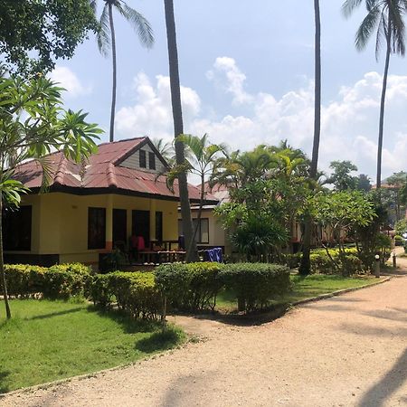 Moonwalk Lanta Resort Koh Lanta Exterior foto
